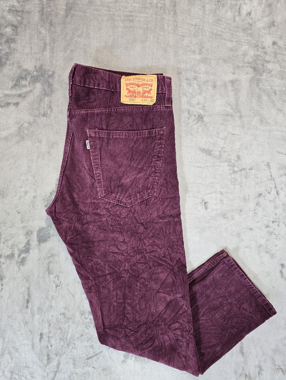 Levi's 502 Burgundy Wine Color Corduroy Pants Size 34x32 Fits 36x28 Purple